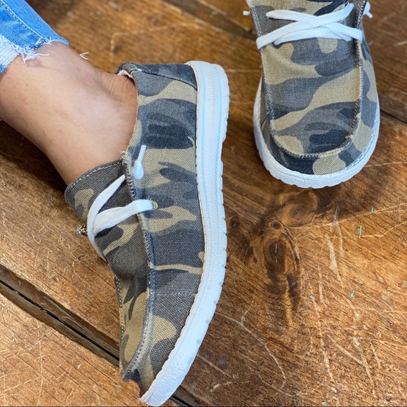 Green Camo Slipons - Picture 4 of 10